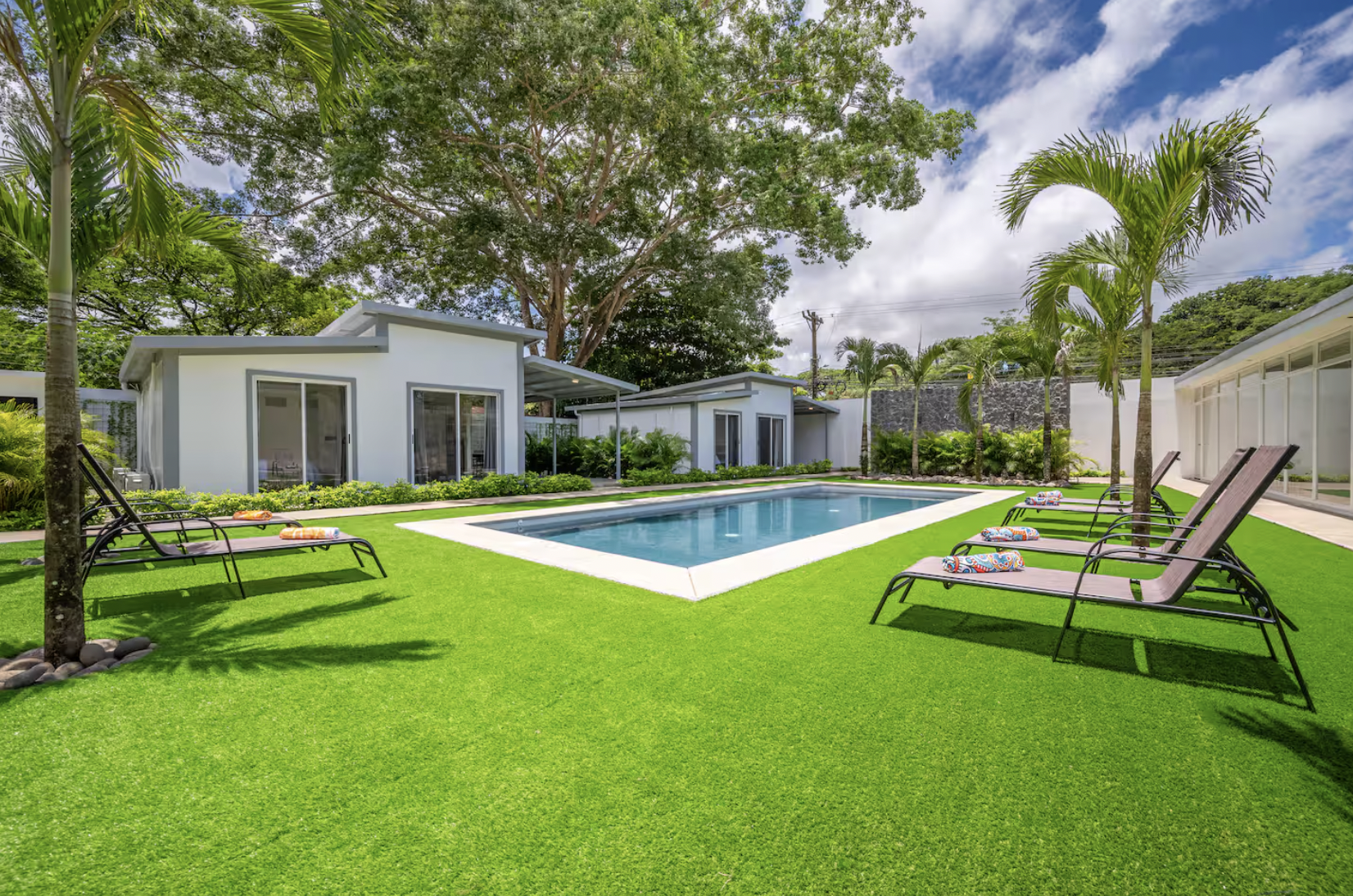 12 bed Single Family Homes For Sale in Playa Grande, Guanacaste - thumb 17