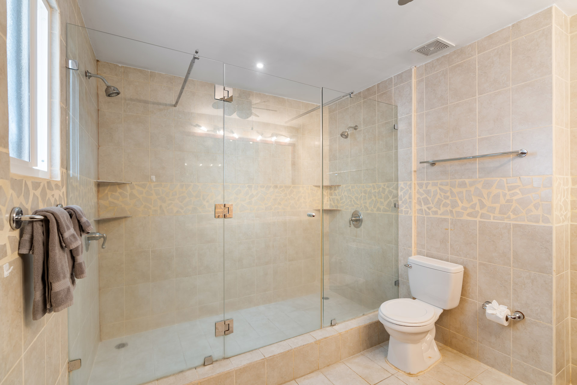 2 bed Condo For Sale in Tamarindo, Guanacaste - thumb 20