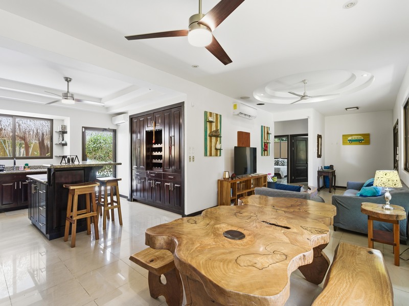4 bed Single Family Homes For Sale in Playa Potrero, Guanacaste - hero 4