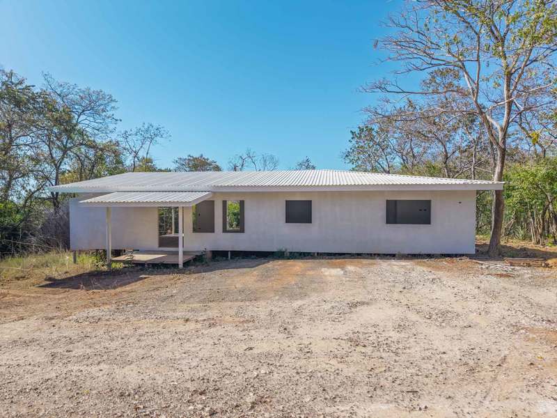 3 bed Single Family Homes For Sale in Tamarindo, Guanacaste - hero 4
