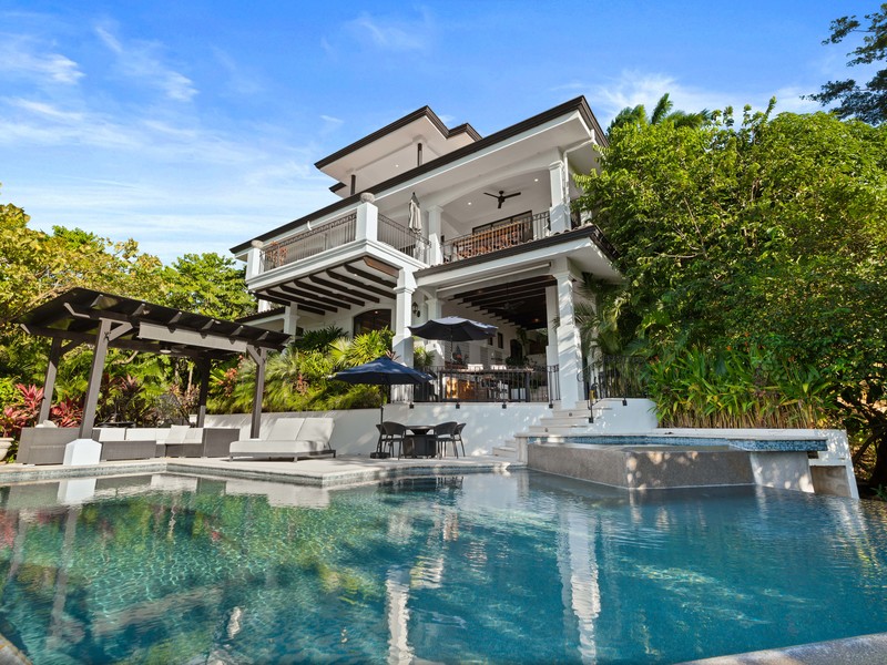 6 bed Single Family Homes For Sale in Playa Conchal, Guanacaste - 1
