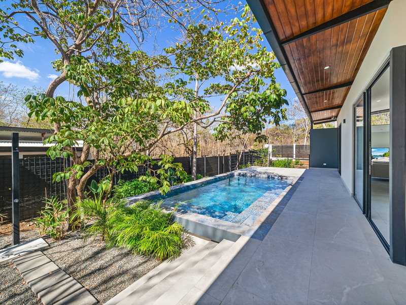 3 bed Single Family Homes For Sale in Playa Negra, Guanacaste - hero 4