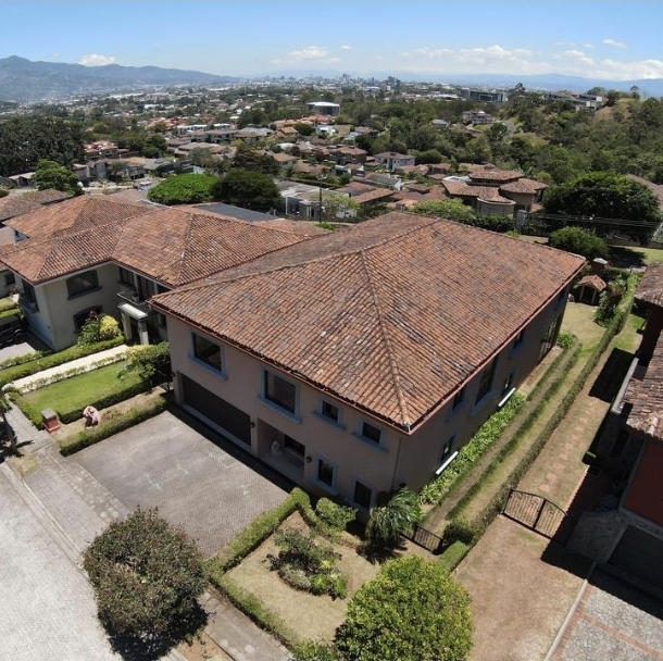 7 bed Condo For Sale in Curridabat, San Jose - thumb 1