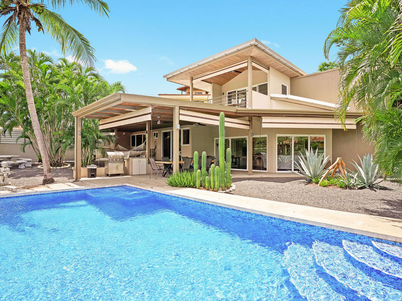 9 bed Single Family Homes For Sale in Tamarindo, Guanacaste - hero 29