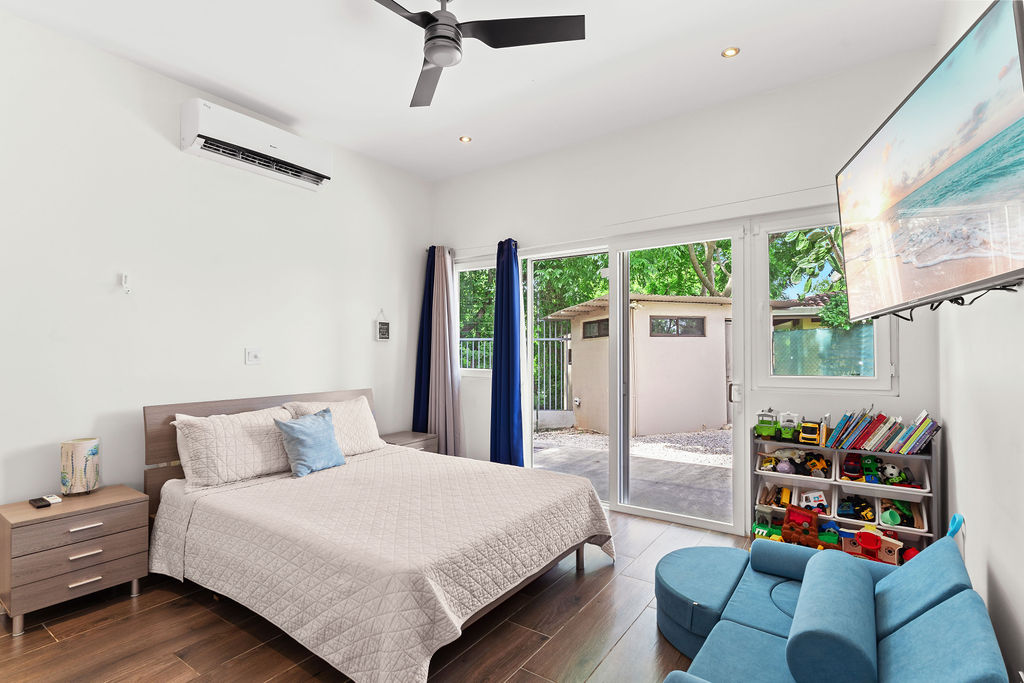 9 bed Single Family Homes For Sale in Tamarindo, Guanacaste - thumb 8