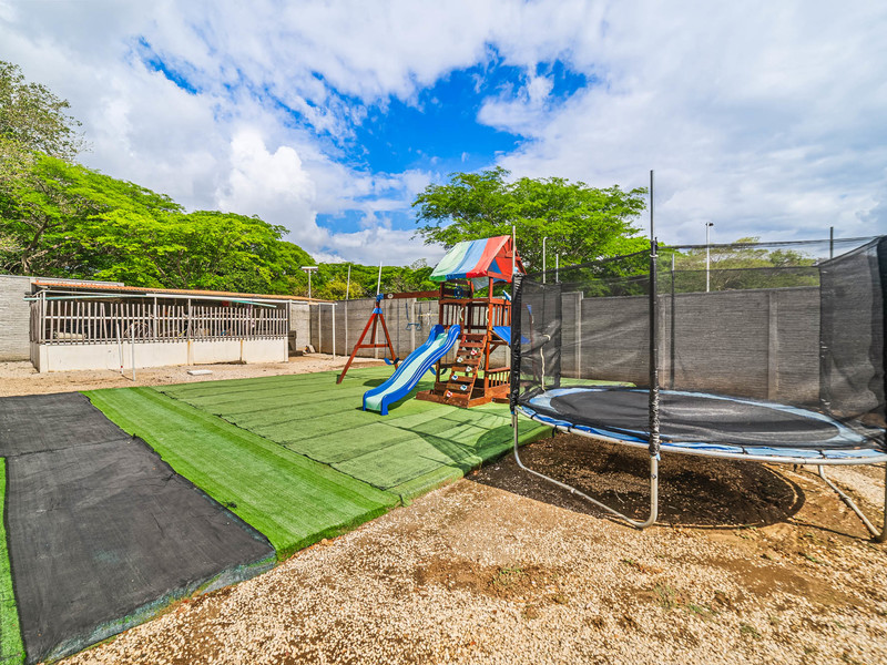 2 bed Single Family Homes For Sale in Tamarindo, Guanacaste - hero 23