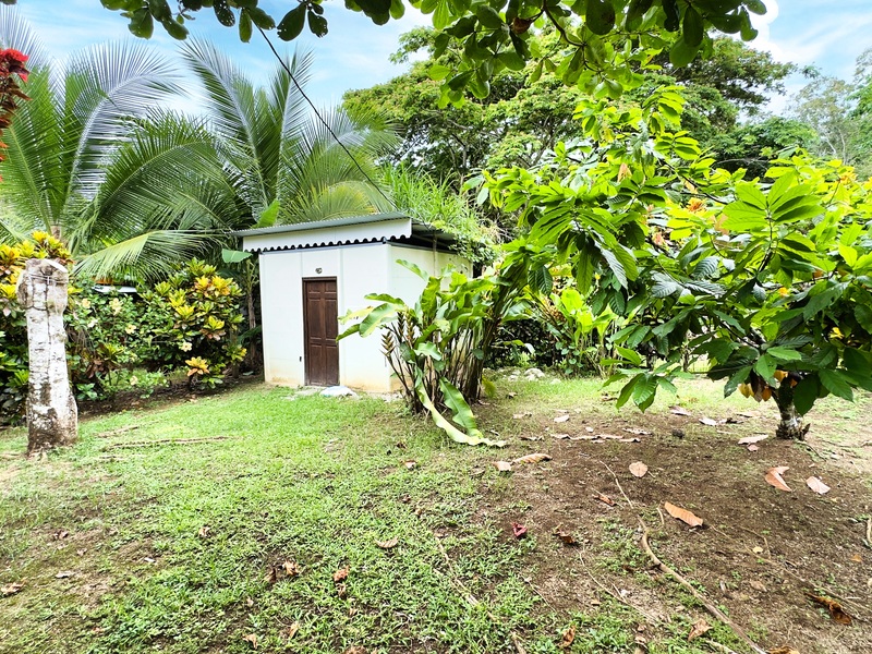 2 bed Single Family Homes For Sale in Cahuita, Limón - hero 24