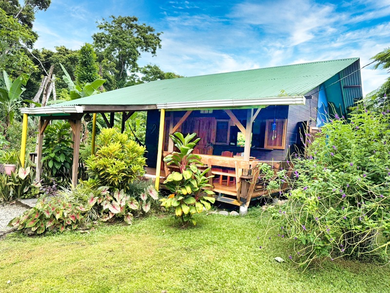 1 bed Single Family Homes For Sale in Cahuita, Limón - hero 3