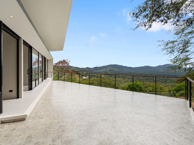 4 bed Single Family Homes For Sale in Playa Potrero, Guanacaste - hero 21