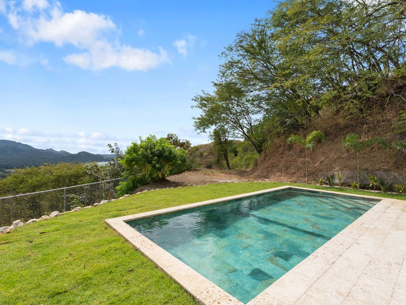 4 bed Single Family Homes For Sale in Playa Potrero, Guanacaste - hero 26