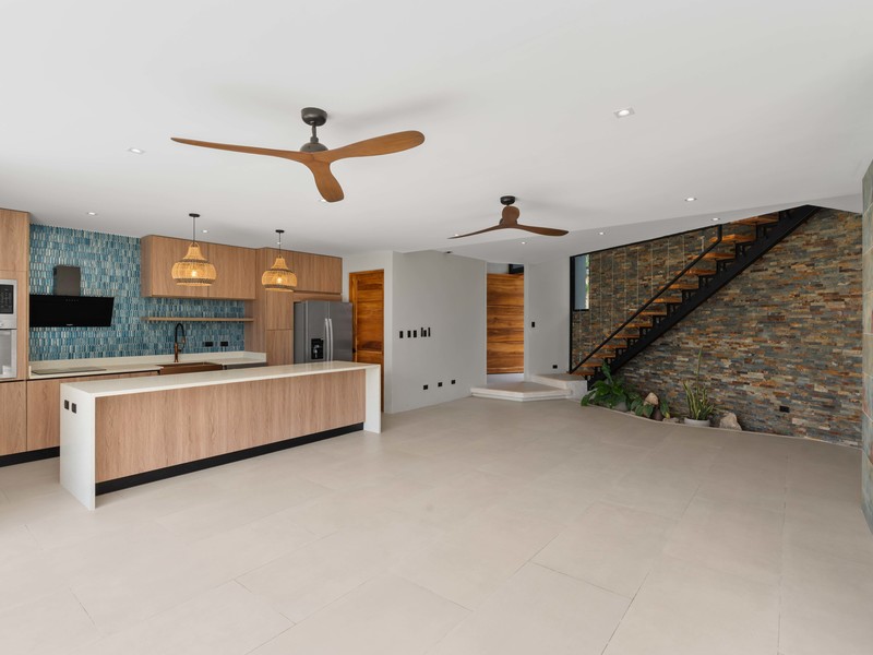 4 bed Single Family Homes For Sale in Playa Potrero, Guanacaste - hero 27