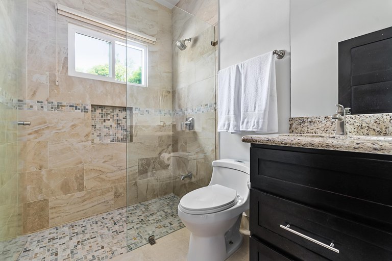 4 bed Single Family Homes For Sale in Mar Vista, Guanacaste - thumb 15