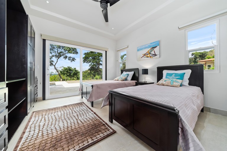 4 bed Single Family Homes For Sale in Mar Vista, Guanacaste - thumb 14