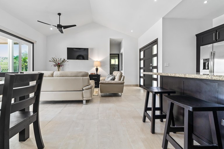 4 bed Single Family Homes For Sale in Mar Vista, Guanacaste - thumb 5
