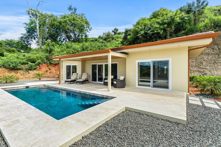 4 bed Single Family Homes For Sale in Mar Vista, Guanacaste - thumb 17