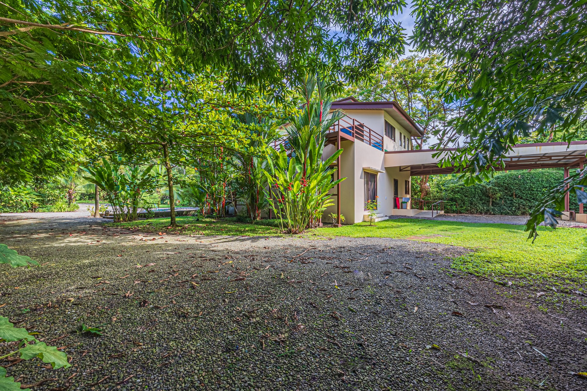 5 bed Single Family Homes For Sale in Dominical, Puntarenas - thumb 13