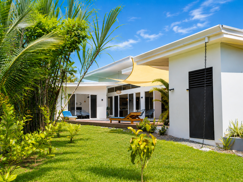 4 bed Single Family Homes For Sale in Uvita, Puntarenas - photo 6