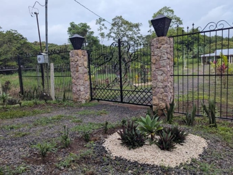4 bed Single Family Homes For Sale in Orotina, Alajuela - hero 20