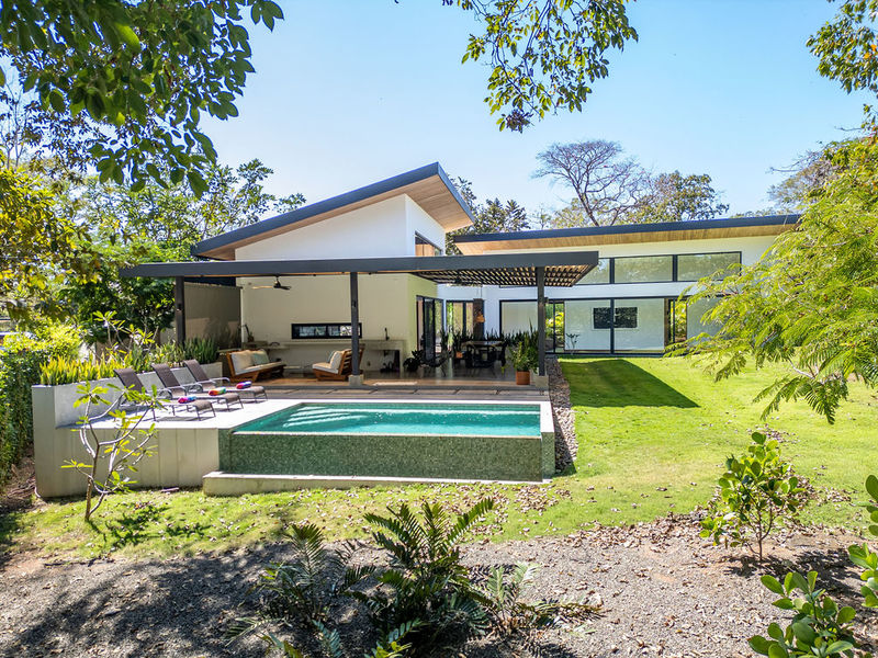 3 bed Single Family Homes For Sale in Playa Grande, Guanacaste - hero 3