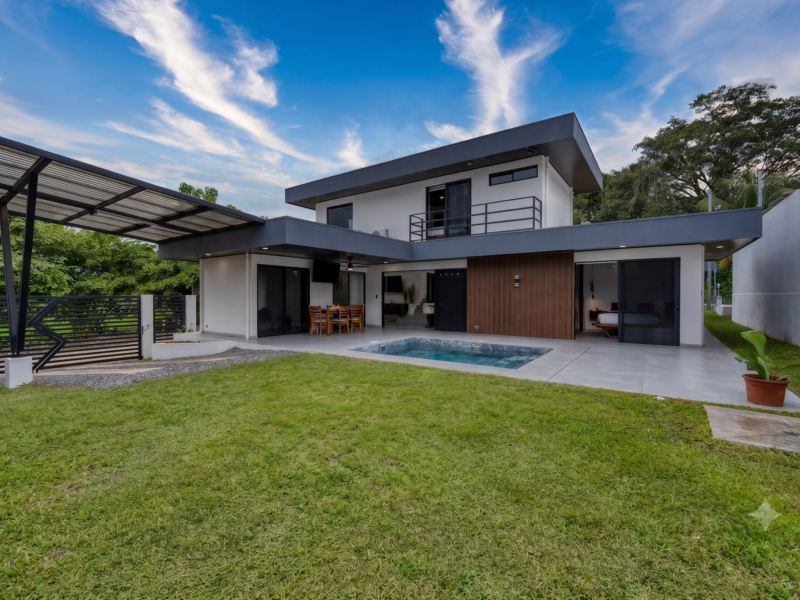 3 bed Single Family Homes For Sale in Ojochal, Puntarenas - 1