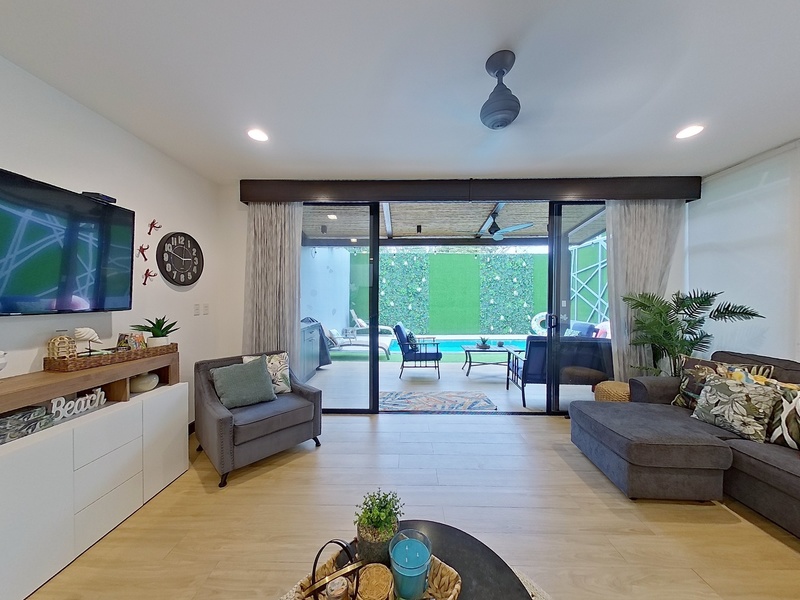 3 bed Single Family Homes For Sale in Playa Hermosa, Puntarenas - hero 19
