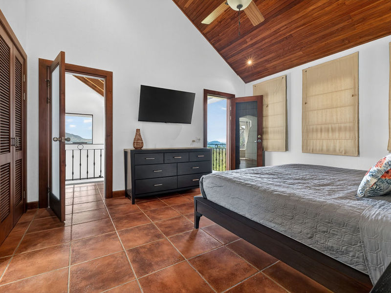 4 bed Single Family Homes For Sale in Playa Potrero, Guanacaste - hero 10