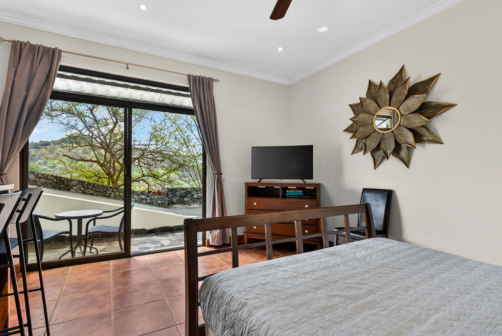 4 bed Single Family Homes For Sale in Playa Potrero, Guanacaste - thumb 14