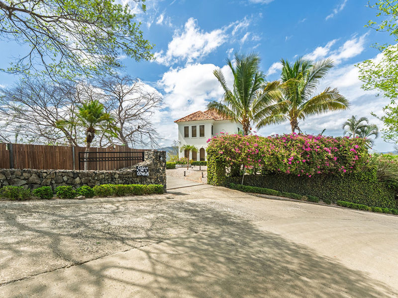 4 bed Single Family Homes For Sale in Playa Potrero, Guanacaste - hero 28