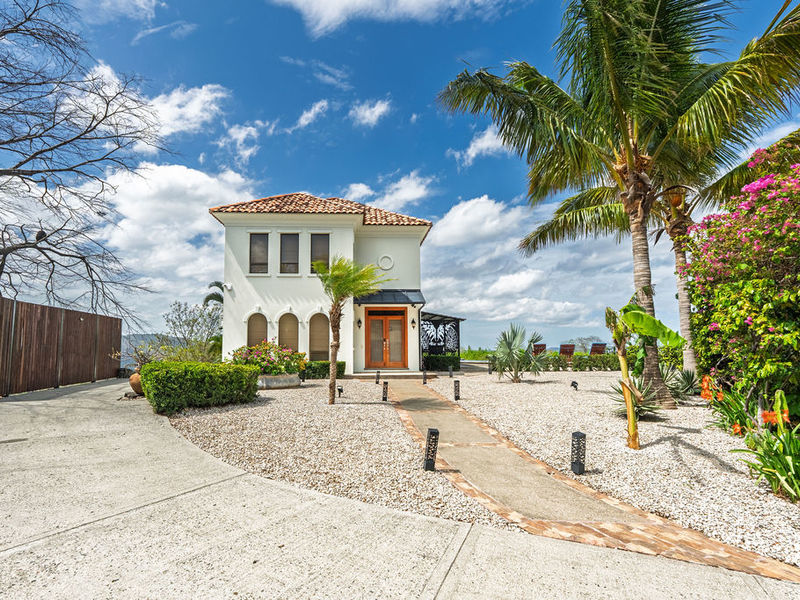 4 bed Single Family Homes For Sale in Playa Potrero, Guanacaste - hero 27