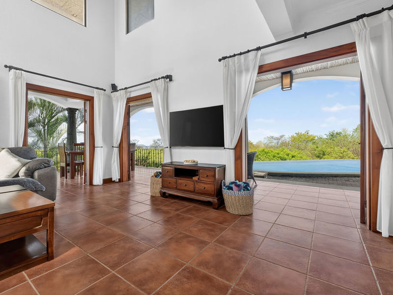 4 bed Single Family Homes For Sale in Playa Potrero, Guanacaste - hero 18