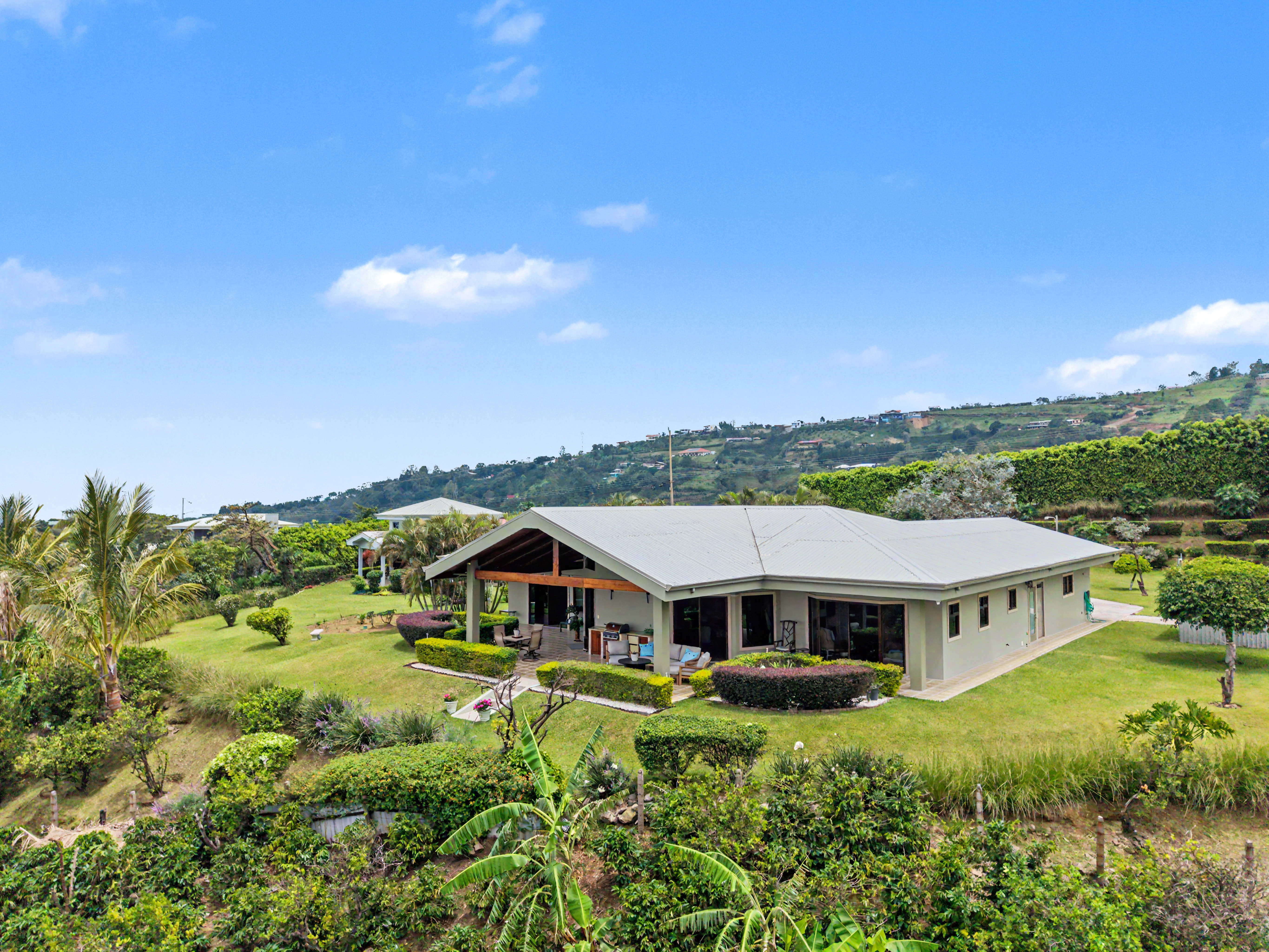 5 bed Single Family Homes For Sale in Grecia, Alajuela - thumb 2