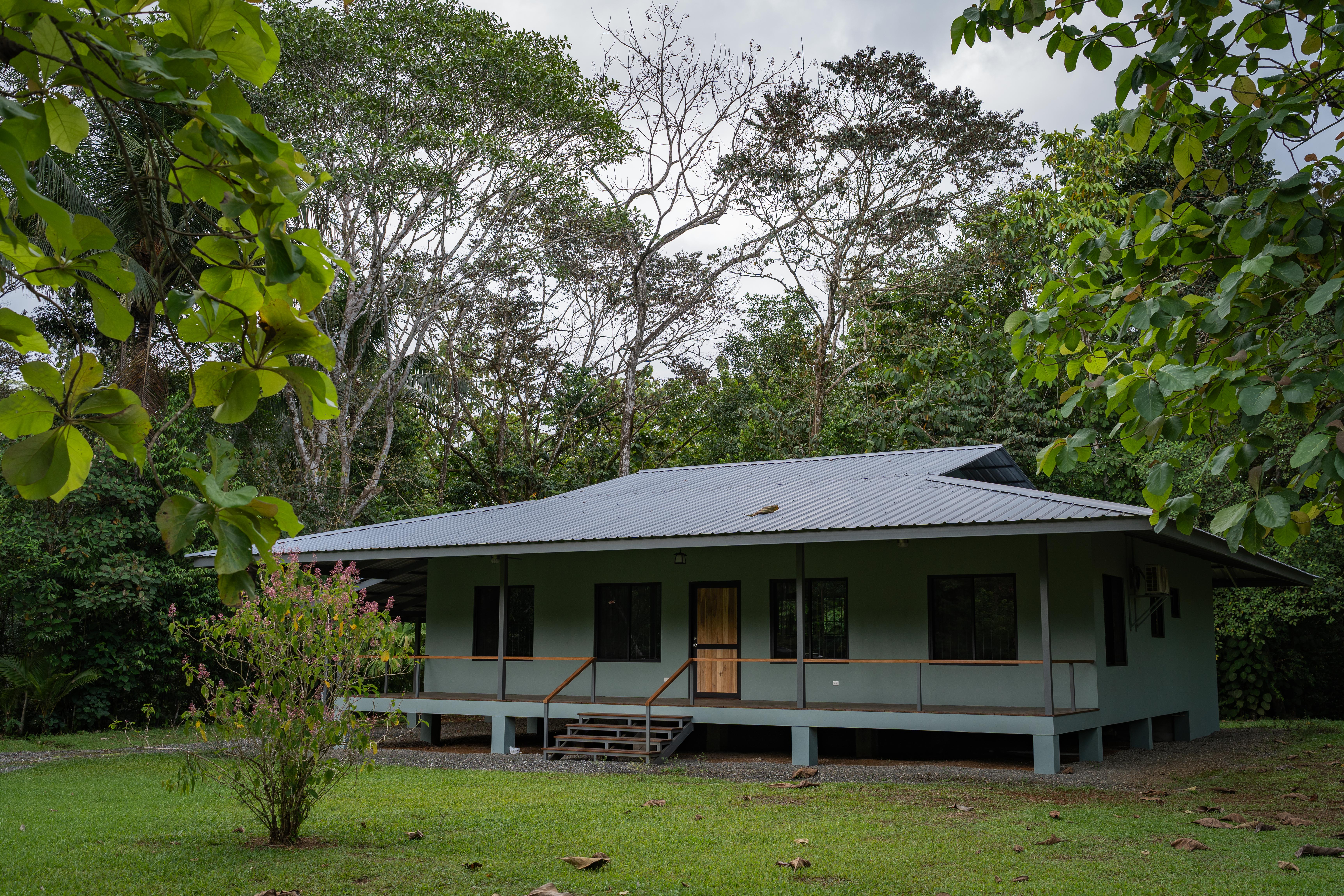 2 bed Single Family Homes For Sale in Puerto Jimenez, Puntarenas - thumb 4