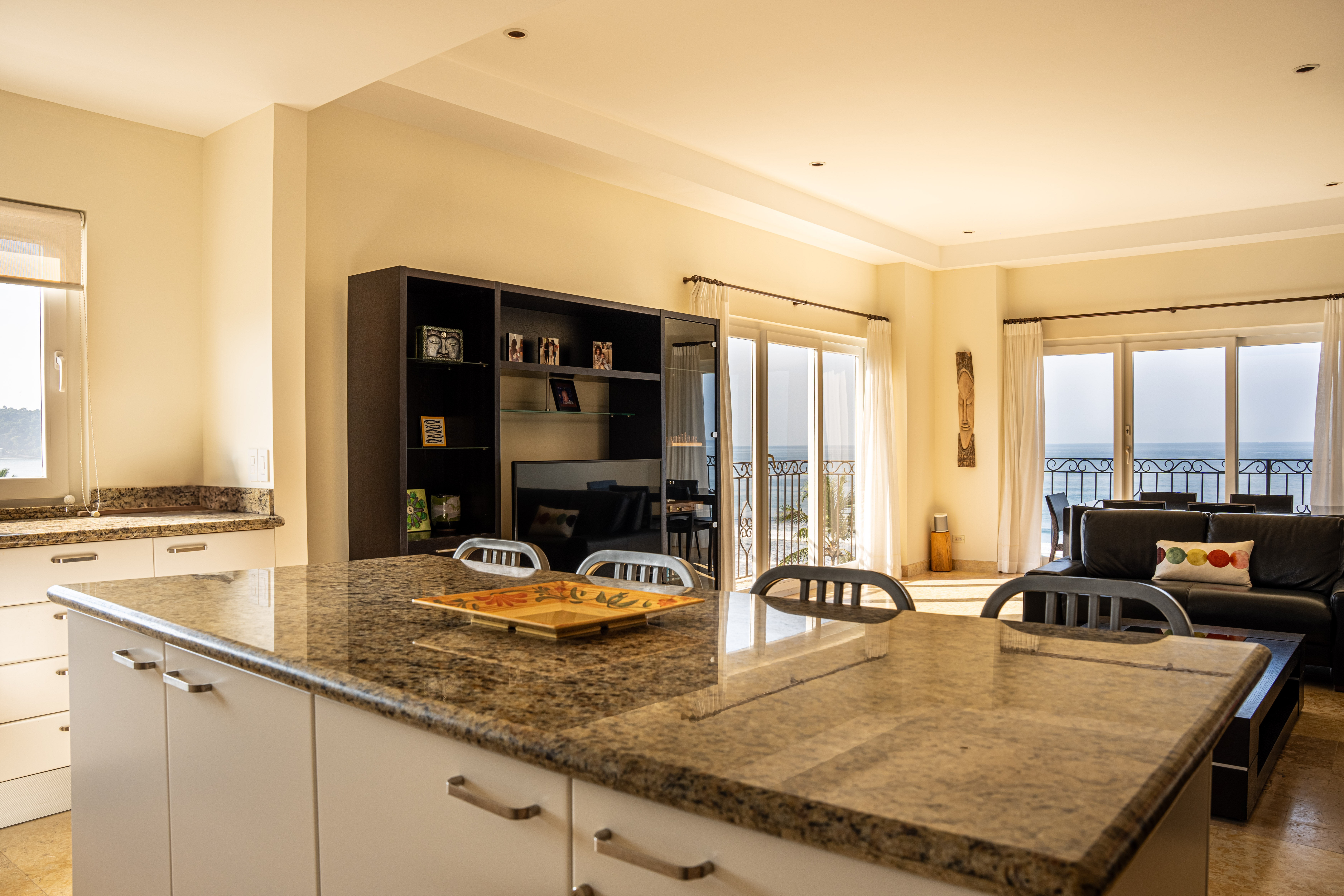 2 bed Condo For Sale in Jaco, Puntarenas - thumb 5