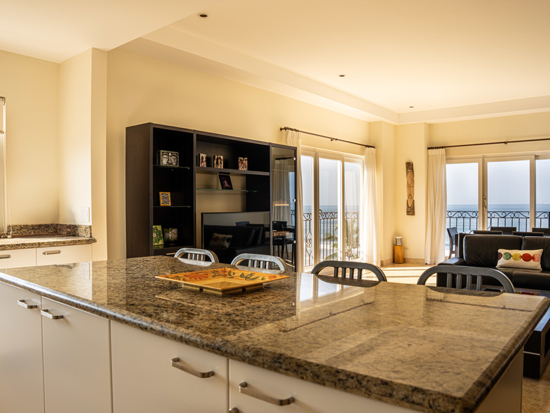 2 bed Condo For Sale in Jaco, Puntarenas - hero 5