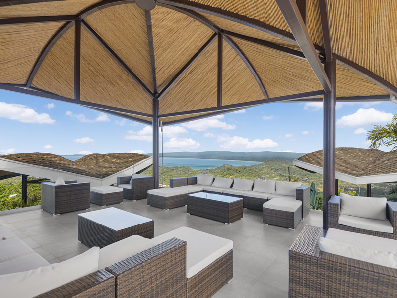 2 bed Condo For Sale in Jaco, Puntarenas - hero 16