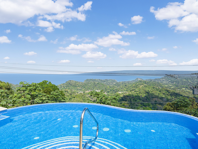 2 bed Condo For Sale in Jaco, Puntarenas - hero 12