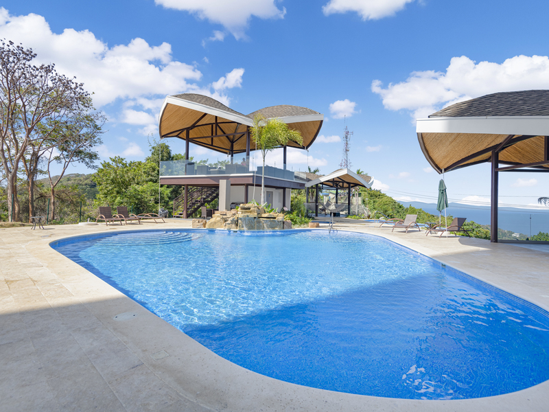 2 bed Condo For Sale in Jaco, Puntarenas - hero 11