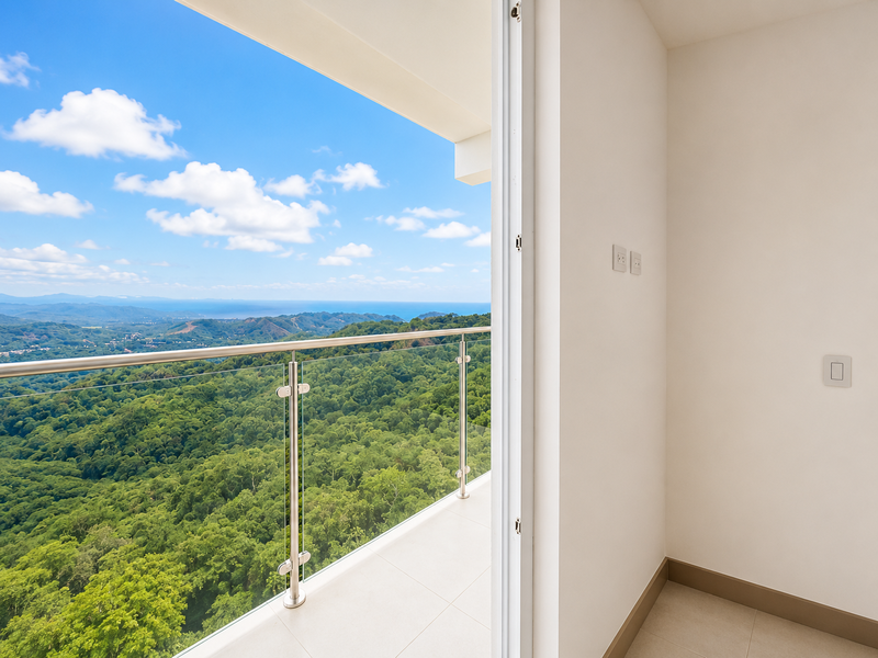 2 bed Condo For Sale in Jaco, Puntarenas - hero 7