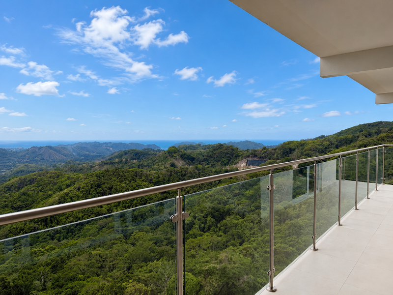 2 bed Condo For Sale in Jaco, Puntarenas - hero 2