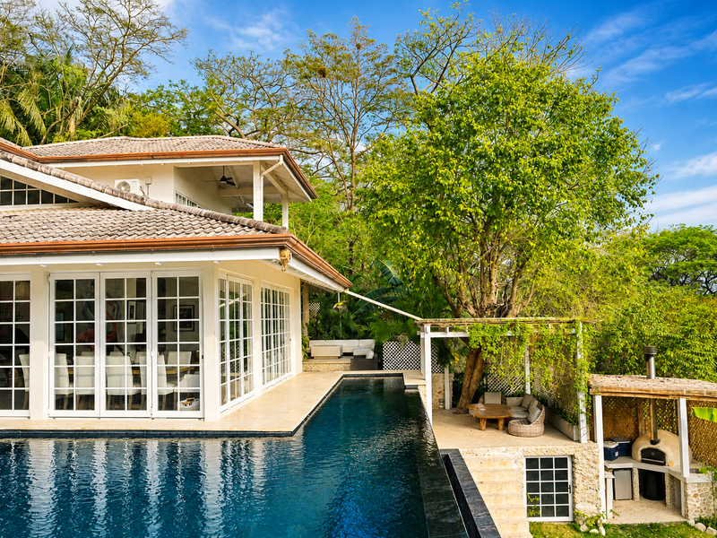 9 bed Single Family Homes For Sale in Playa Hermosa Santa Teresa, Puntarenas - hero 5