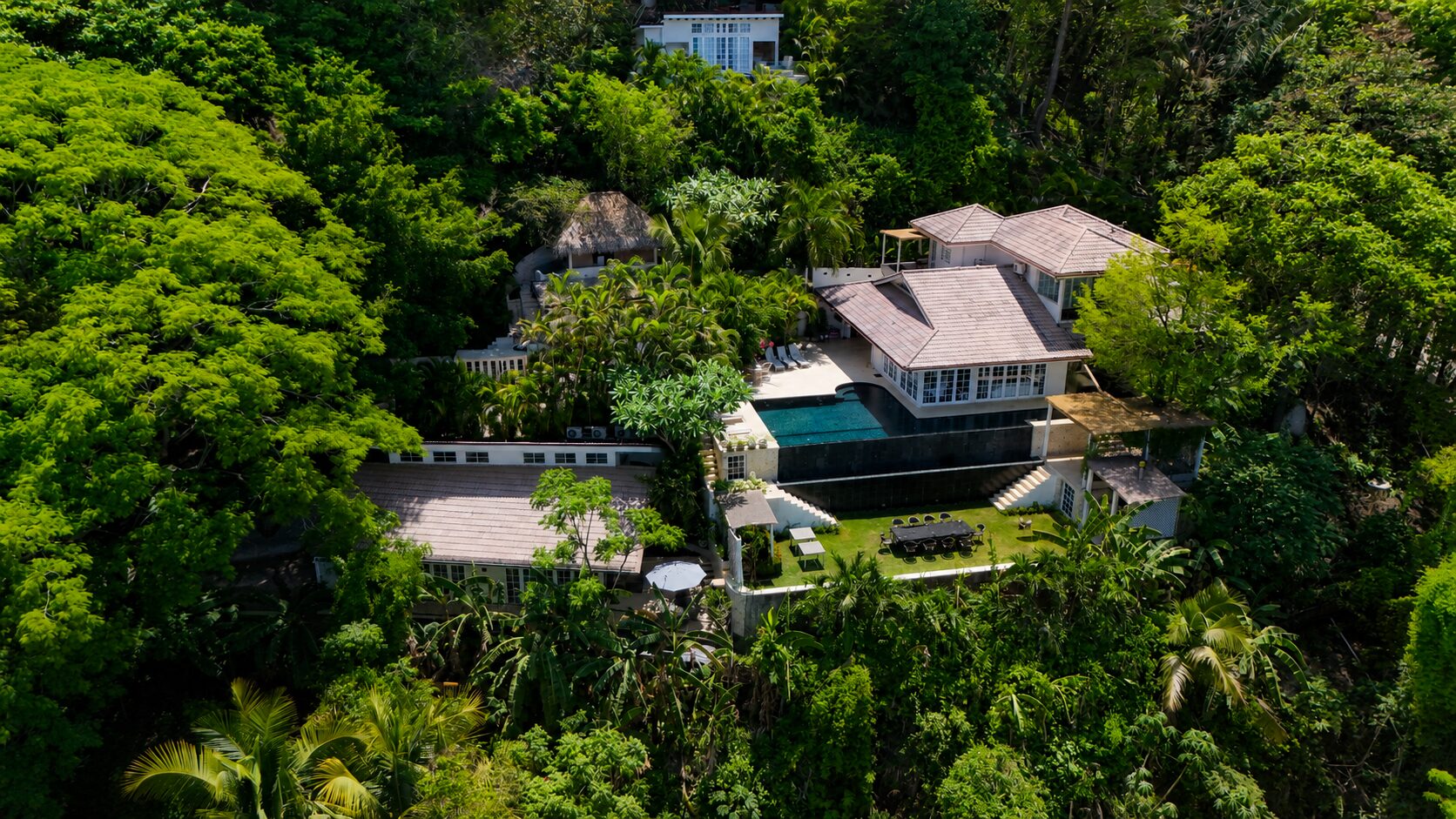 9 bed Single Family Homes For Sale in Playa Hermosa Santa Teresa, Puntarenas - thumb 1