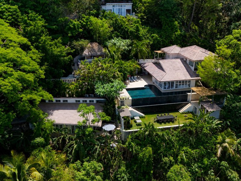 9 bed Single Family Homes For Sale in Playa Hermosa Santa Teresa, Puntarenas - 1