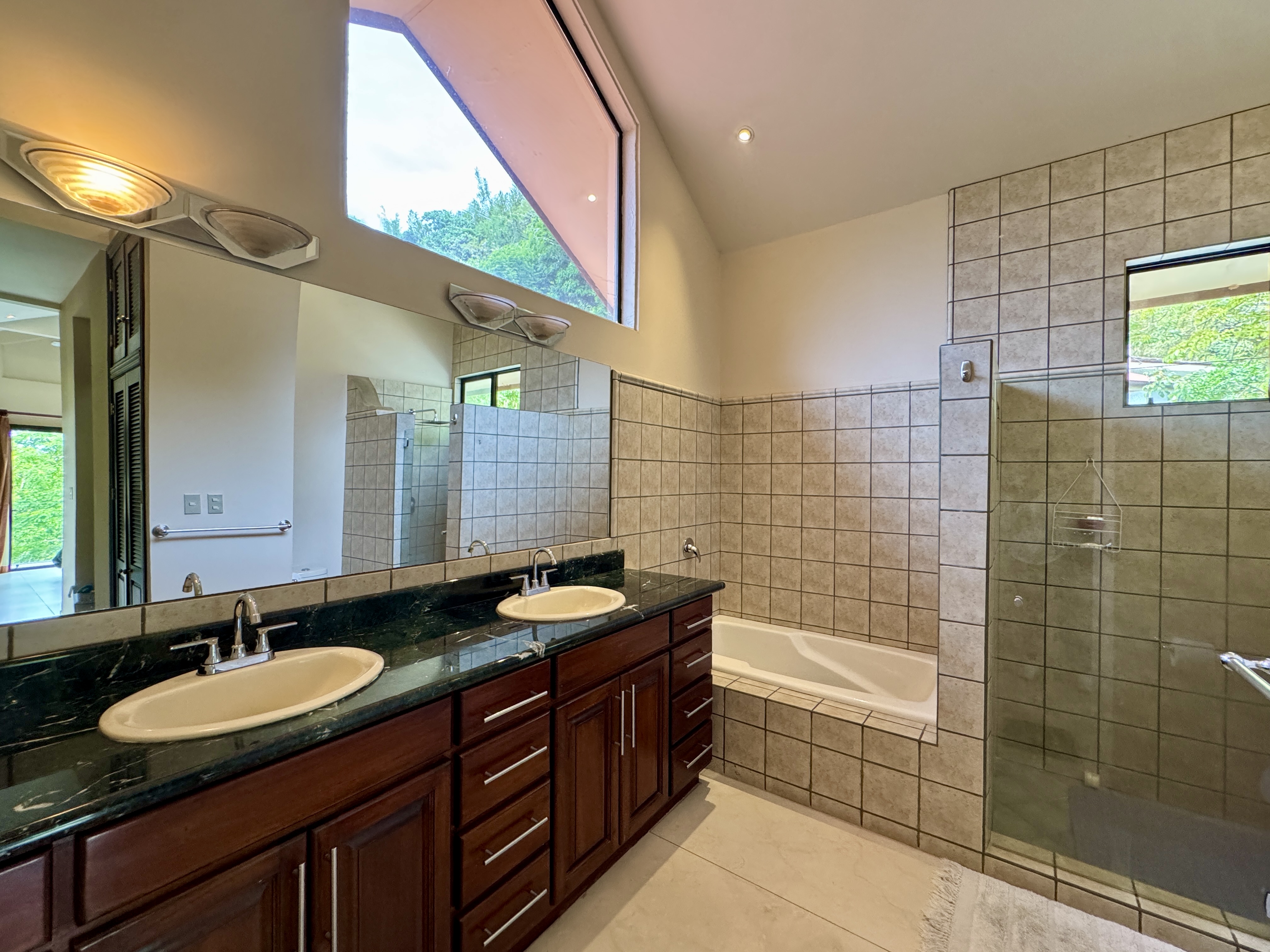 4 bed Condo For Sale in Santa Ana, San Jose - thumb 30