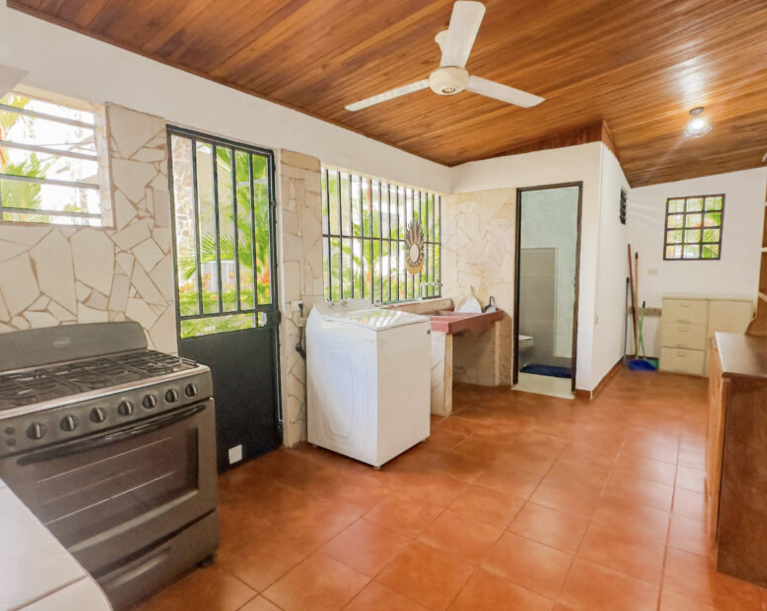 27 bed Apartment For Sale in Jaco, Puntarenas - thumb 10