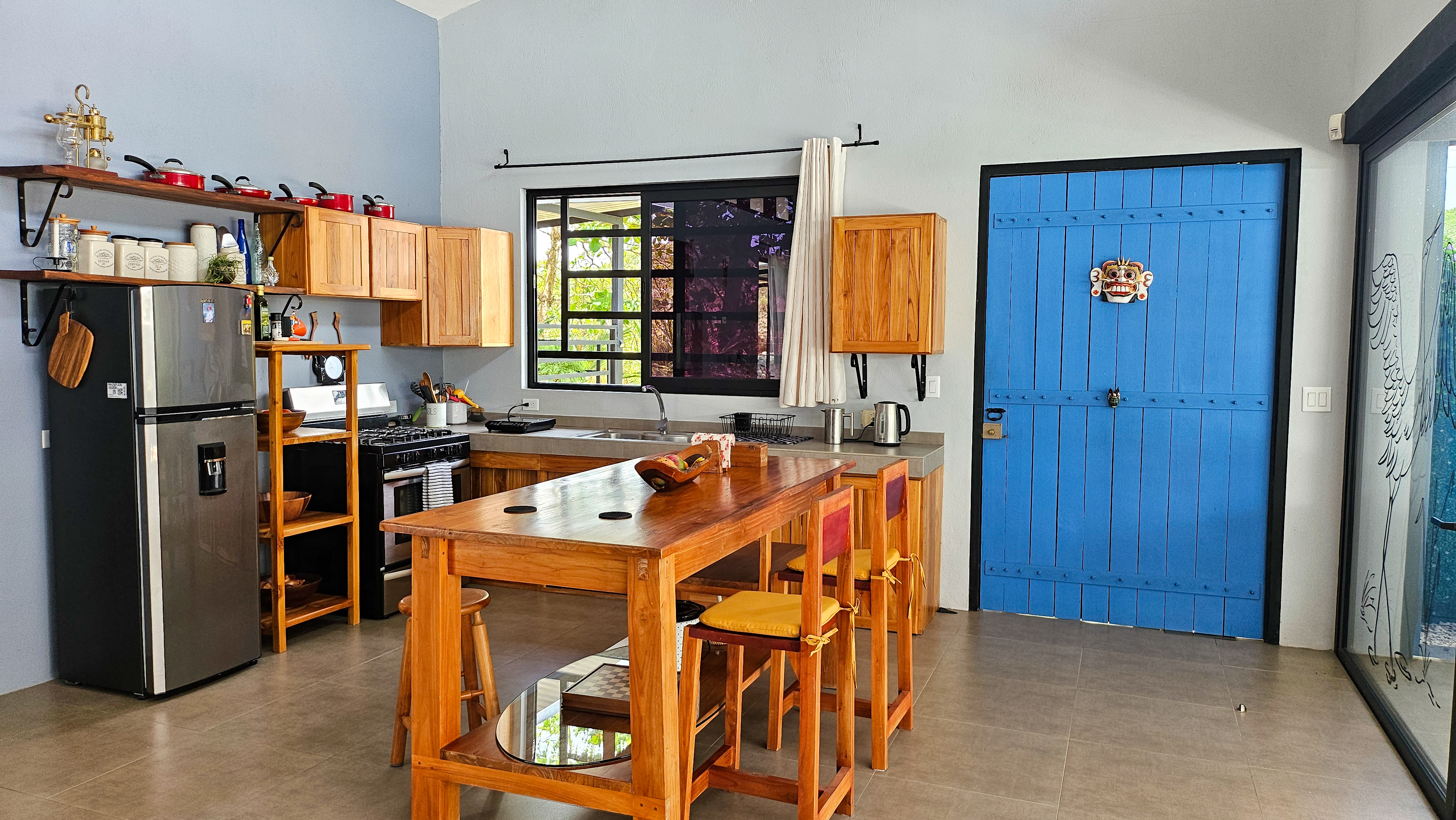 3 bed Single Family Homes For Sale in Playa Bejuco, Puntarenas - thumb 2