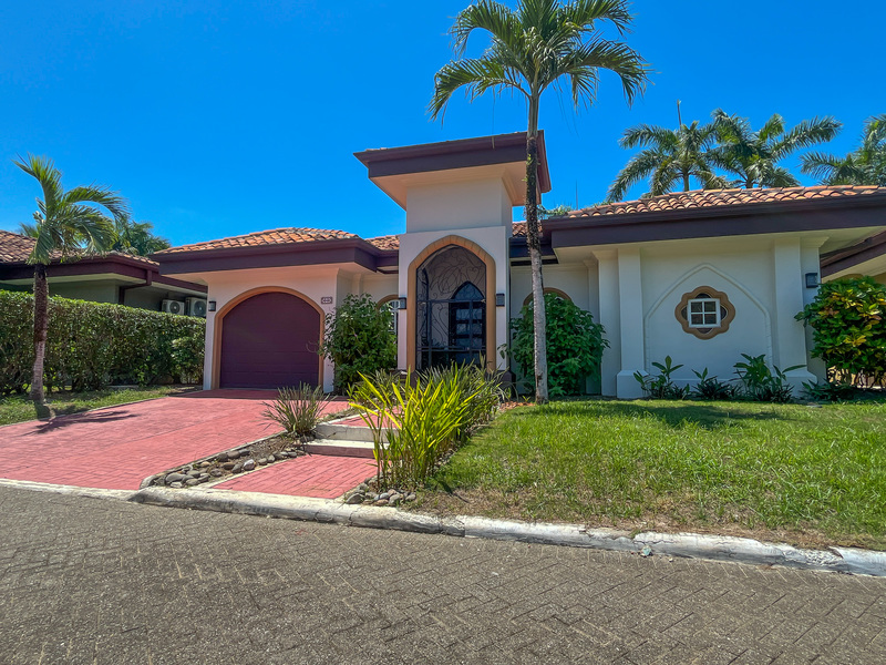 3 bed Single Family Homes For Sale in Playa Bejuco, Puntarenas - hero 6