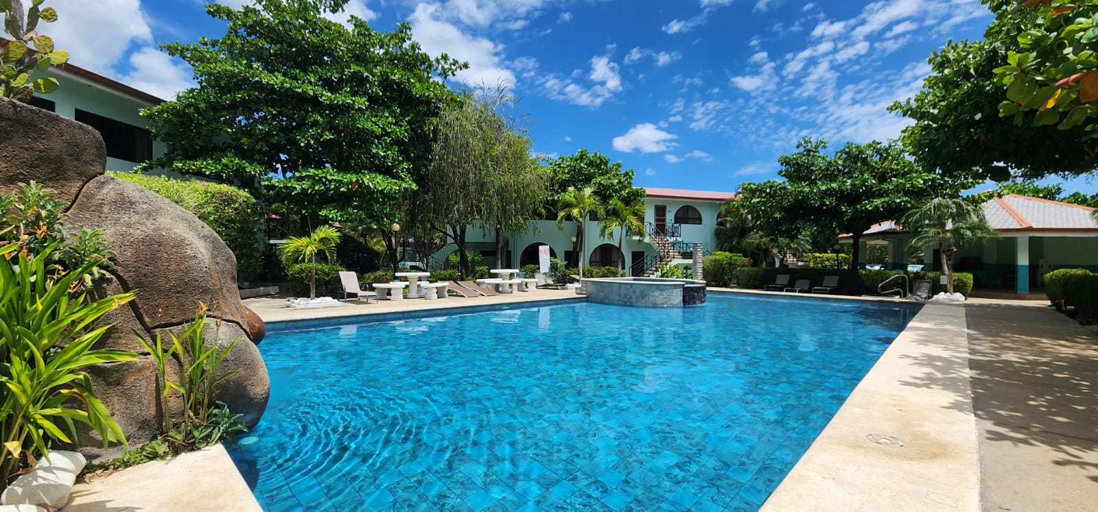 2 bed Condo For Sale in Playas Del Coco, Guanacaste - thumb 1