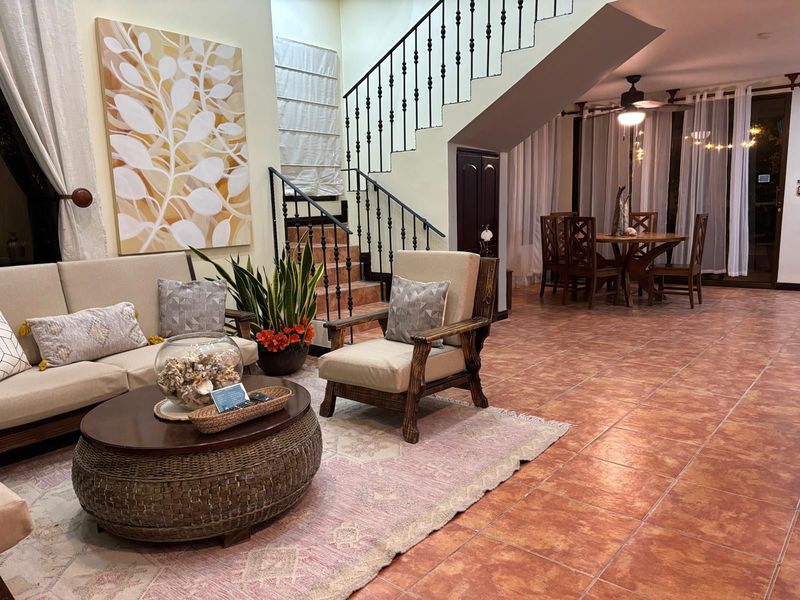 4 bed Single Family Homes For Sale in Jaco, Puntarenas - hero 9