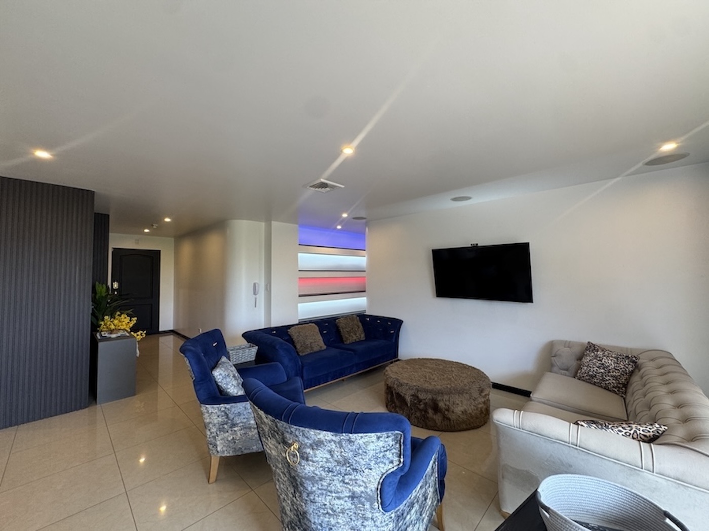 3 bed Apartment For Sale in Escazu, San Jose - thumb 10