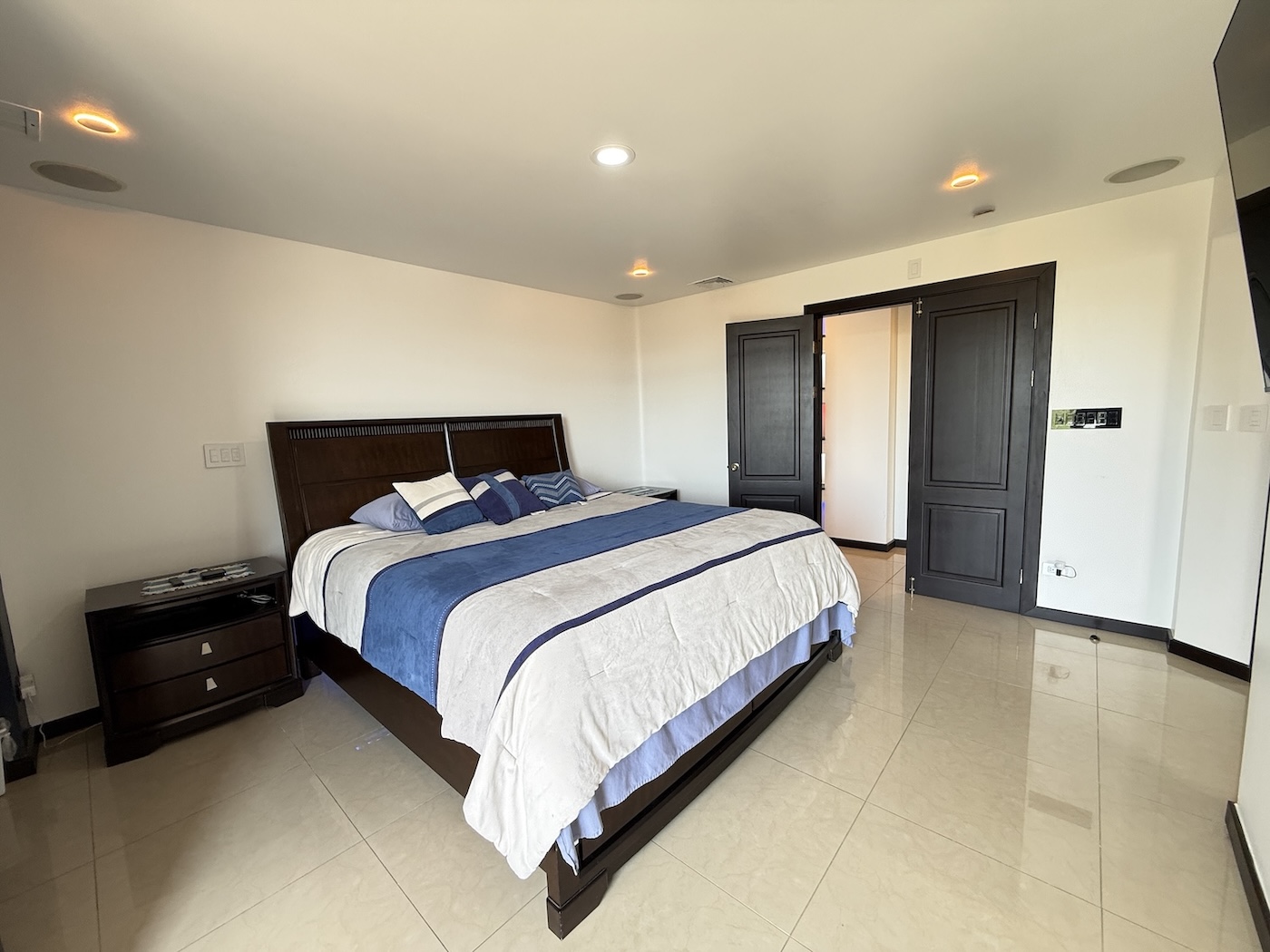 3 bed Apartment For Sale in Escazu, San Jose - thumb 28